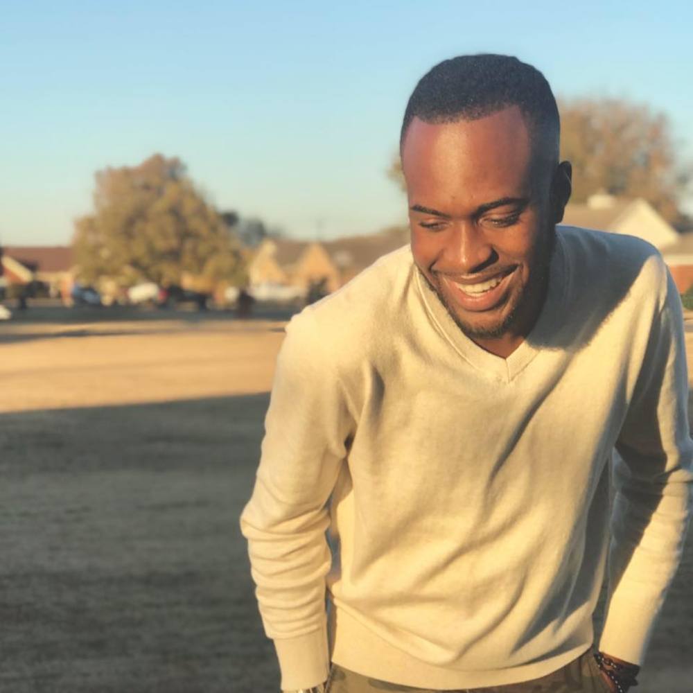 Meet your Posher, Javari